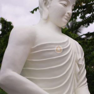 Tượng Bổn Sư Thích Ca Mâu Ni trắng 320cm