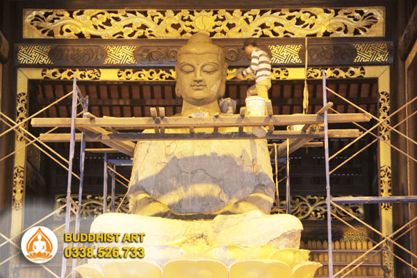 Quá trình Buddhist Art tôn tạo tượng Tam Bảo Phật: Đắp xi măng phần trên
